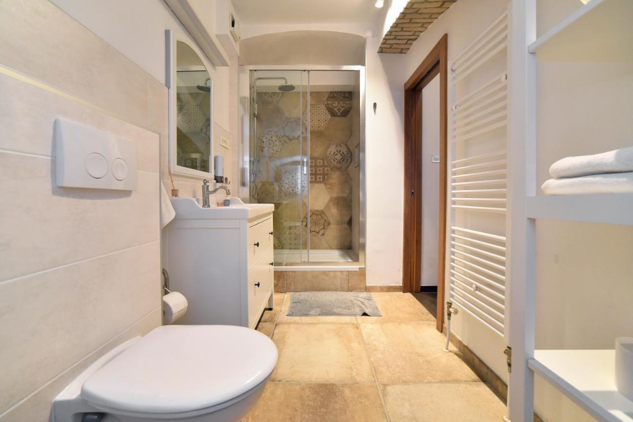 Manuela Varsavska Studio Apartments Zagreb Bagian luar foto