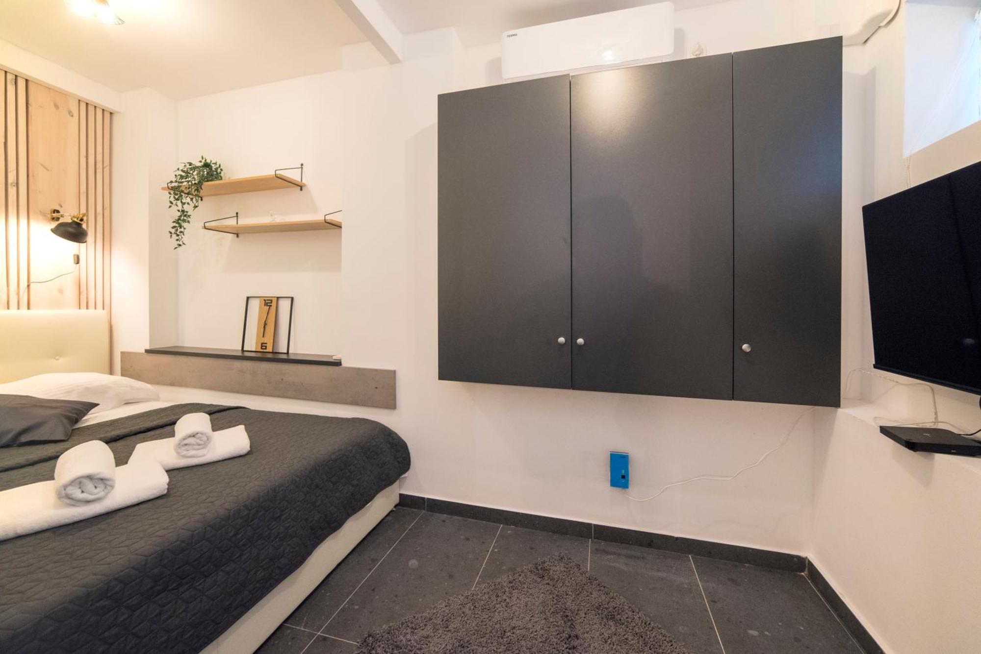 Manuela Varsavska Studio Apartments Zagreb Bagian luar foto